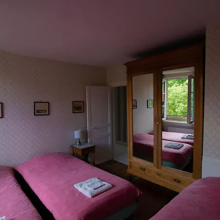 La Cour Mare, Maison Du Fermier Crouttes